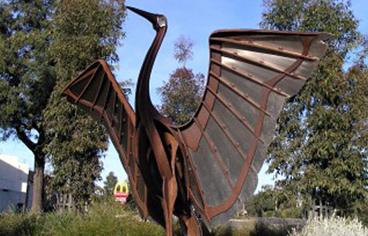 Corowa metal sculpture of large Brolga water bird